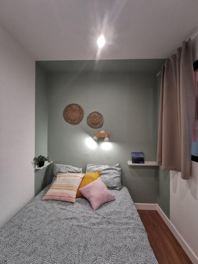 Appartements Acces Prive Plage De La Bergerie Hyeres Exterior photo
