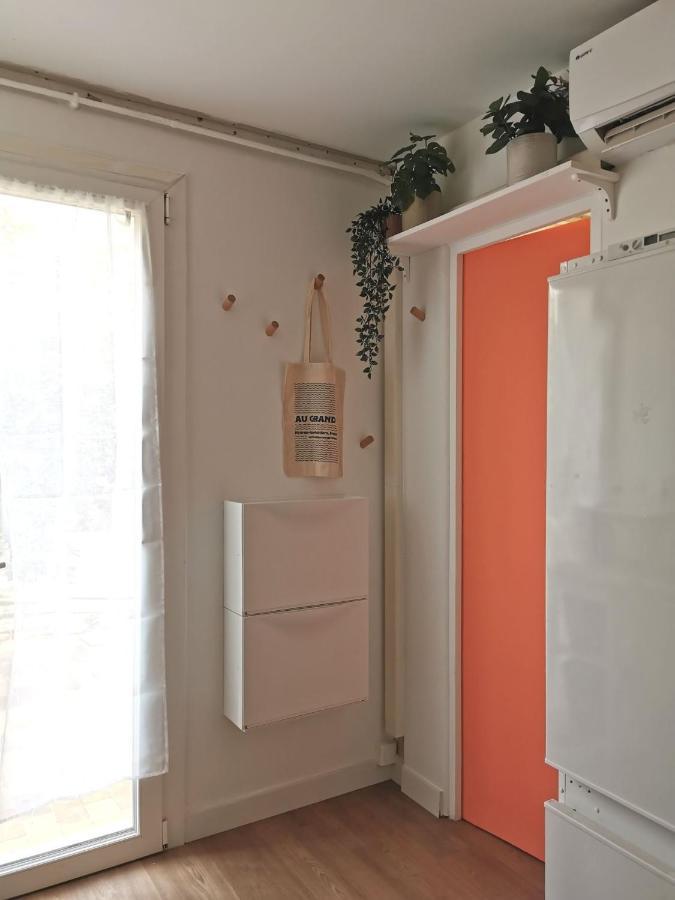Appartements Acces Prive Plage De La Bergerie Hyeres Exterior photo
