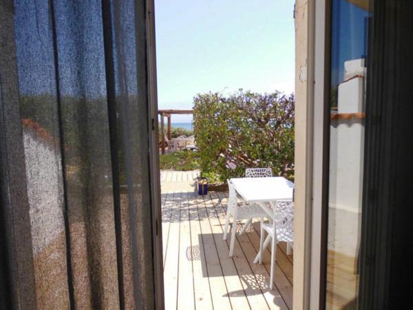 Appartements Acces Prive Plage De La Bergerie Hyeres Exterior photo